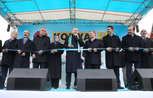 Cumhurbaşkanı Erdoğan: Her an teröristlerin tepesine çökebiliriz